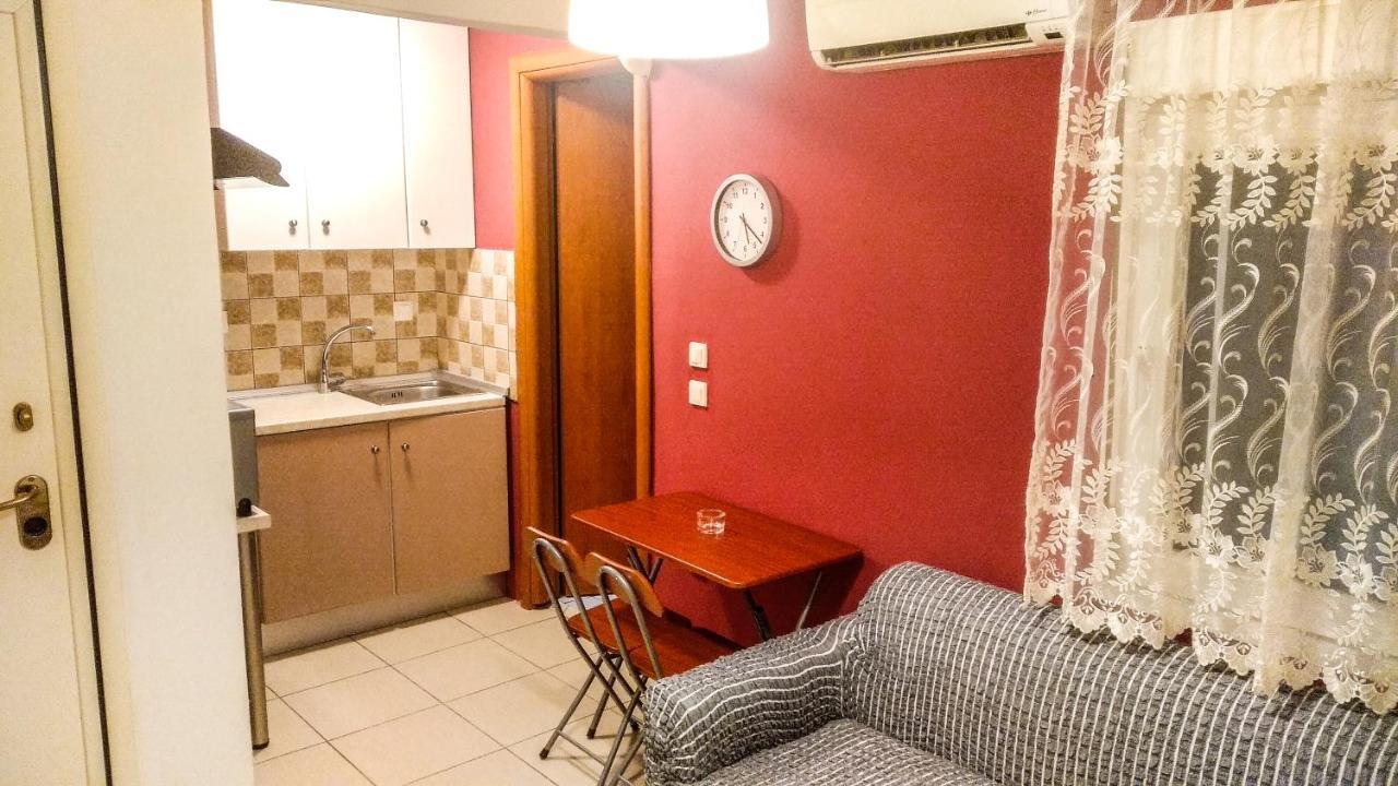 Alexandros Inn テッサロニキ エクステリア 写真